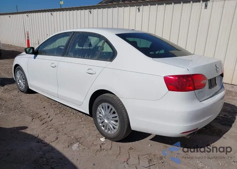 2013 Volkswagen Jetta 2.0L S z USA, uszkodzony, nr VIN 3VW2K7AJ7DM290109